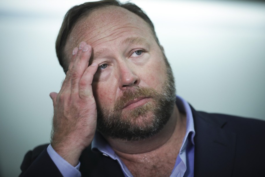 ICYMI: Trump faces another disgraceful first, and Alex Jones gets his just desserts
