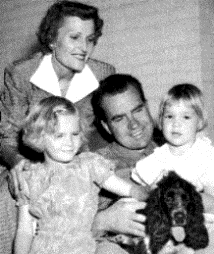 NixonfamilywCheckers1952RSZ.gif